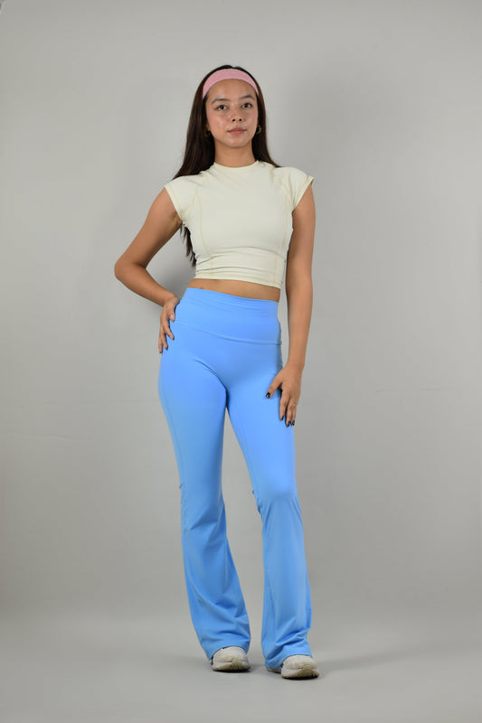 Level Up Your Workout with gymbayofficial Crop Tops & Flared Pants!