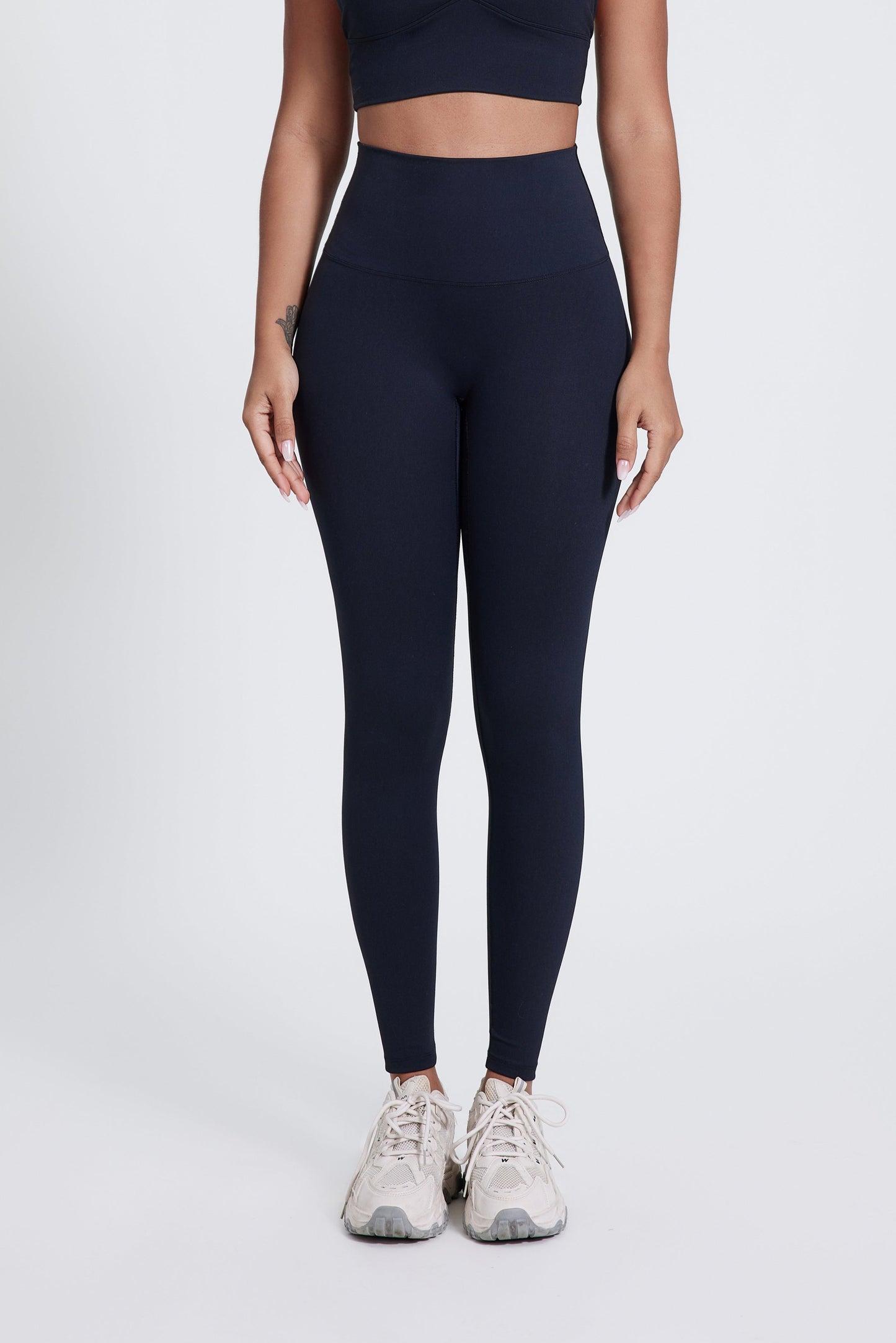 Scuplting High Waisted Seamless Leggings - Midnight Black