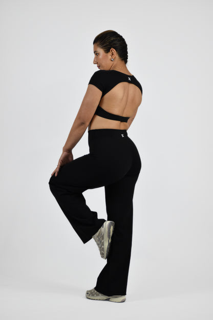 Seamless Open Back Gym Crop Top - Black