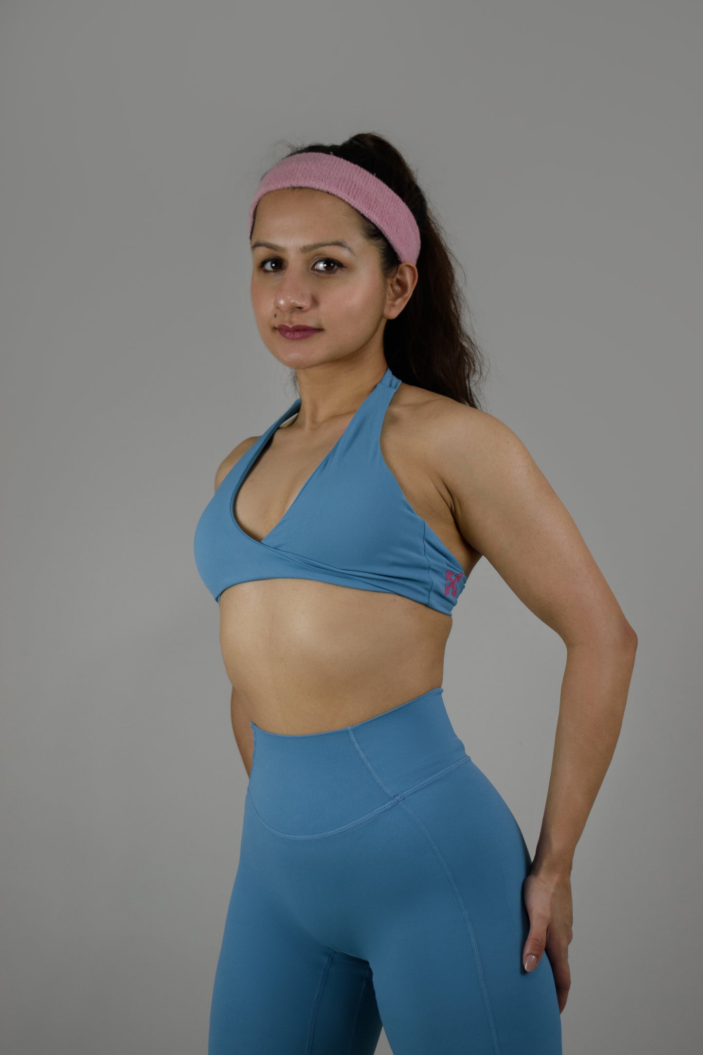 Front Twist Halter Neck Sports Bra - Haze Blue