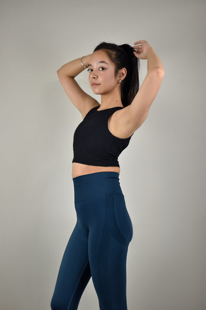 Seamless Asymmetric Style Gym Crop Top - Black