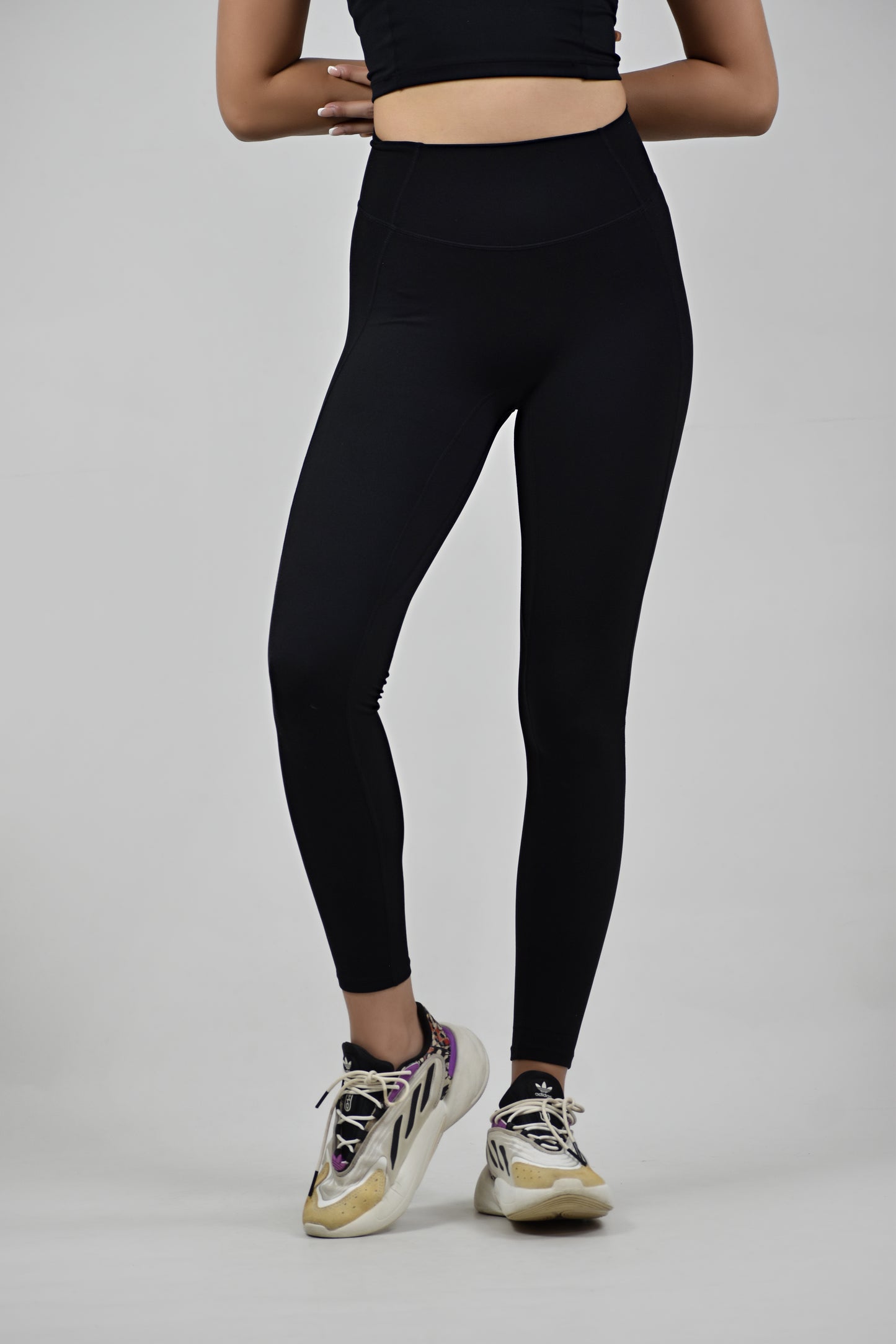 Effortless High Waisted Seamless Leggings - Solid Black