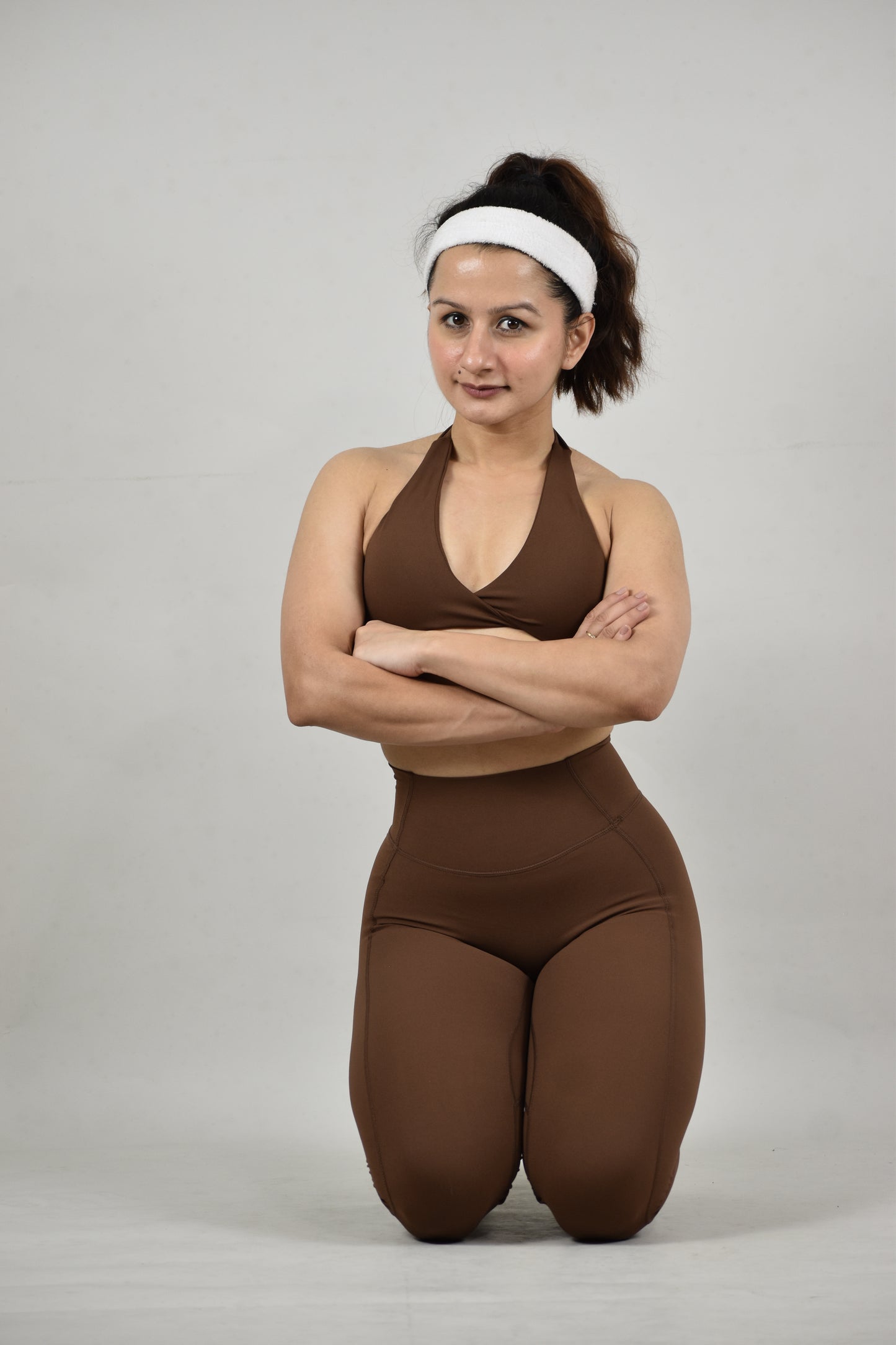 Front Twist Halter Neck Sports Bra - Coffee Brown