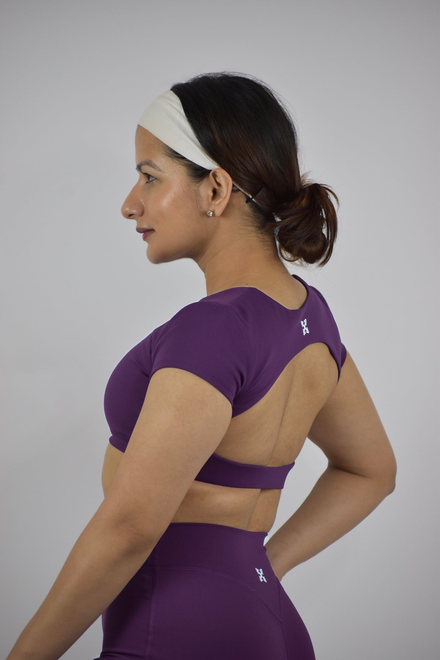 Seamless Open Back Gym Crop Top - Deep Purple