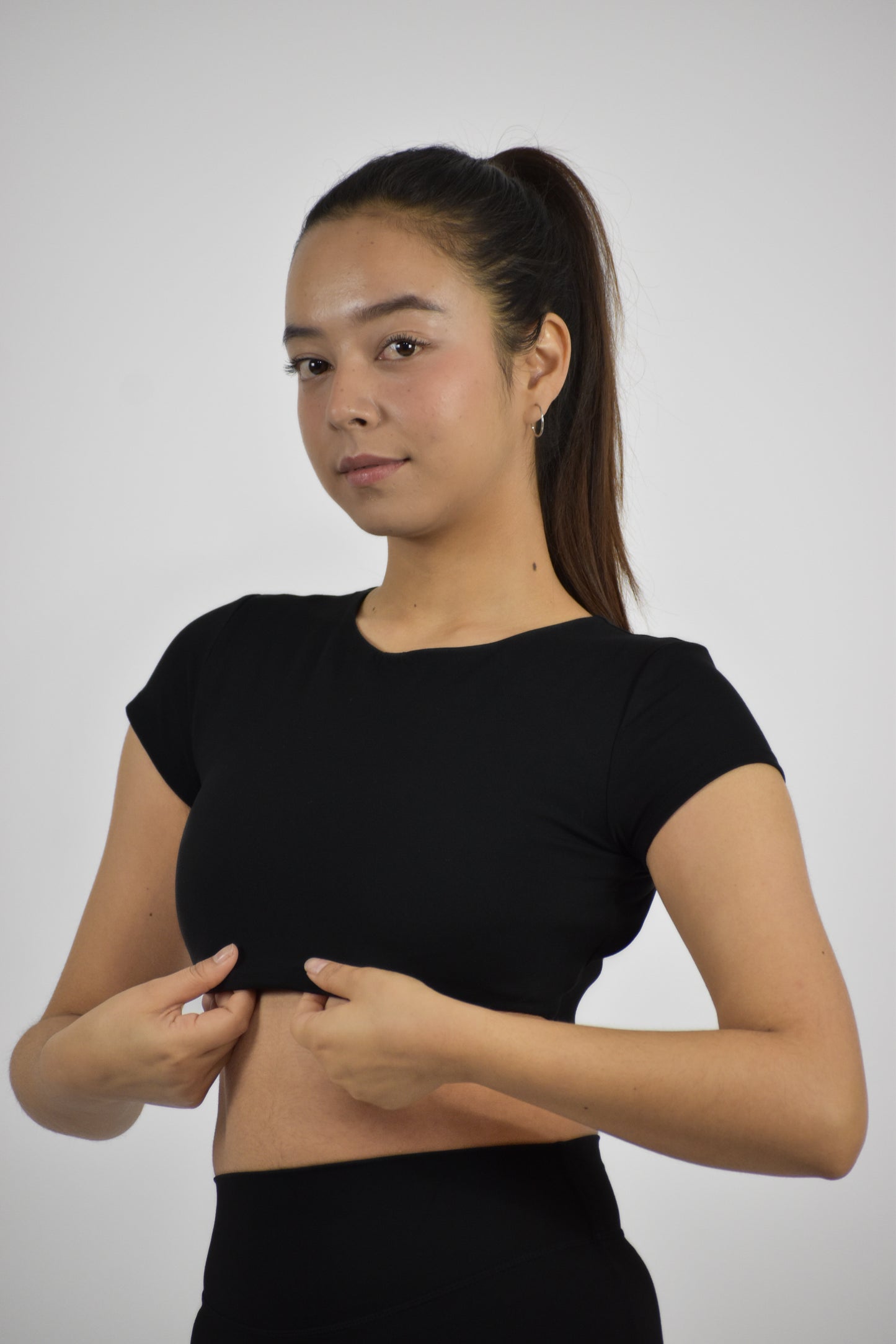 Seamless Open Back Gym Crop Top - Black