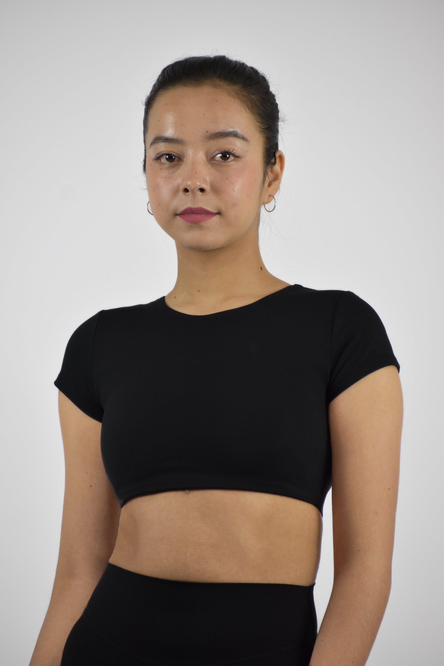 Seamless Open Back Gym Crop Top - Black